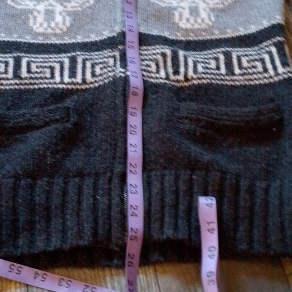 TNA 100% Lambs Wool Cowichan Style Cardigan Sweater Warm Charcoal Gray Knit 🩶 - Picture 10 of 11